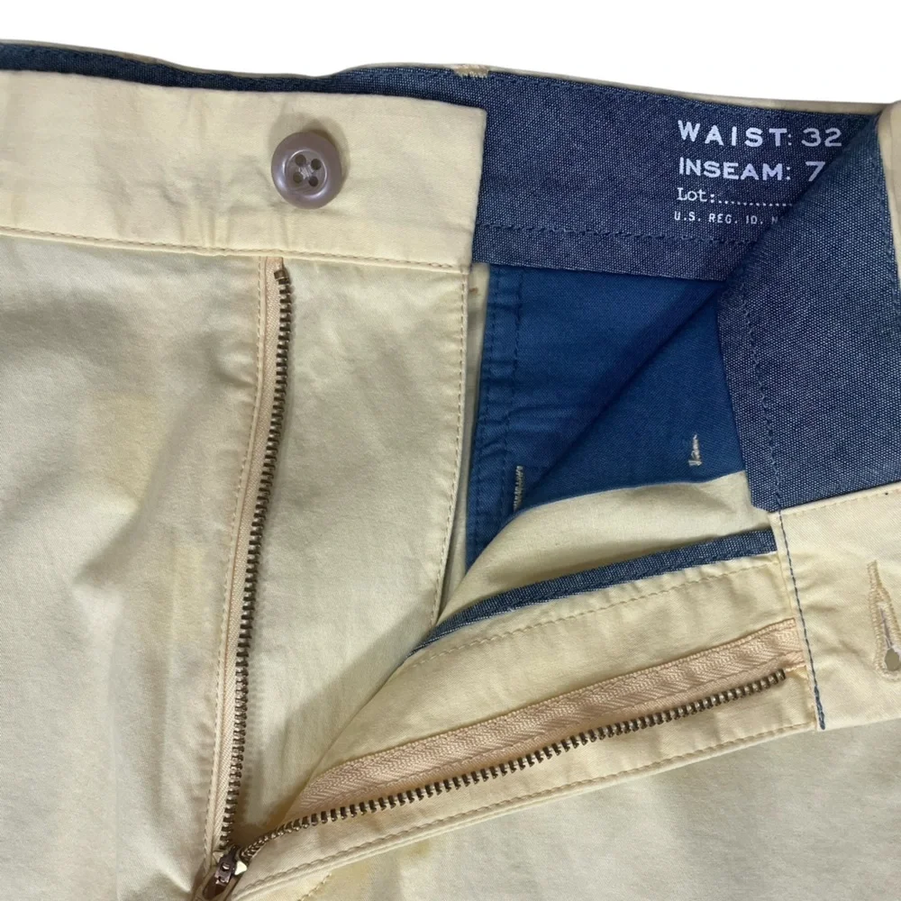 J. Crew Yellow Flat Front Men’s 7” Shorts NWT